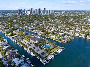 1618 SE 14th St, Fort Lauderdale FL 33316