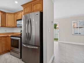 3407 Bonito Ln, Margate FL 33063