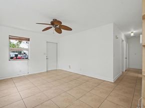 2530 Mckinley St, Hollywood FL 33020