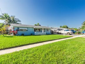 6430 Harding St, Hollywood FL 33024