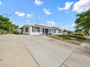 2032 6th Court S, Lake Worth Beach FL 33461