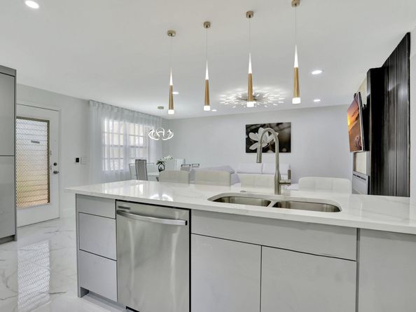 450 Normandy J, Delray Beach FL 33484