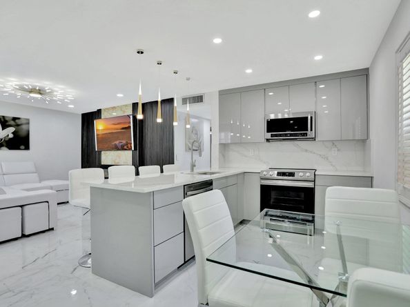 450 Normandy J, Delray Beach FL 33484