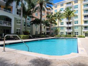 802 W Windward Way 206, Lantana FL 33462
