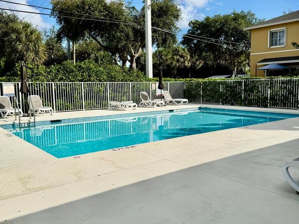 507 E Coast Avenue, Lantana FL 33462