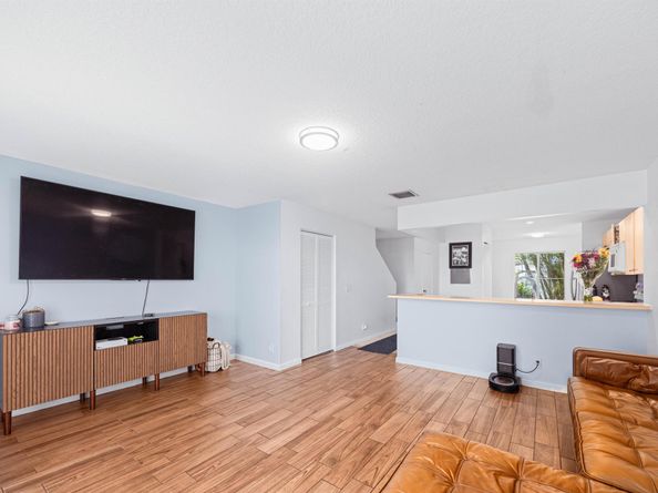 507 E Coast Avenue, Lantana FL 33462
