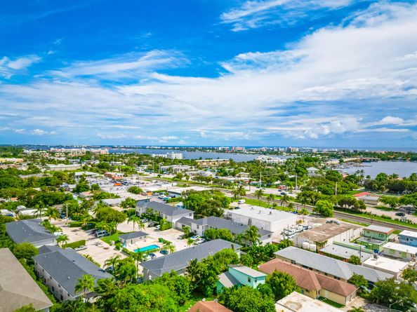 507 E Coast Avenue, Lantana FL 33462
