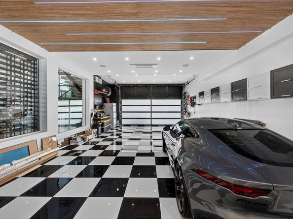 1845 SE 7th Street, Fort Lauderdale FL 33316