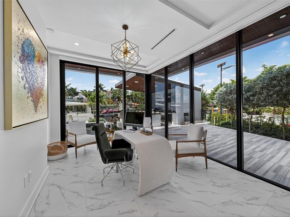 1845 SE 7th Street, Fort Lauderdale FL 33316