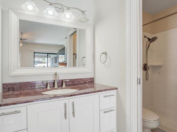 118 Sherwood Circle 8a, Jupiter FL 33458