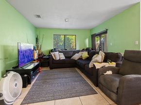 4024 NW 23rd Ct, Miami FL 33142