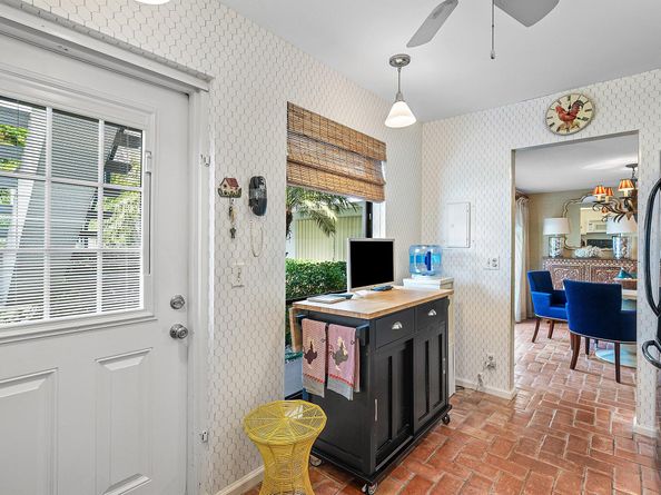 4022 A Quail Ridge Drive Osprey, Boynton Beach FL 33436