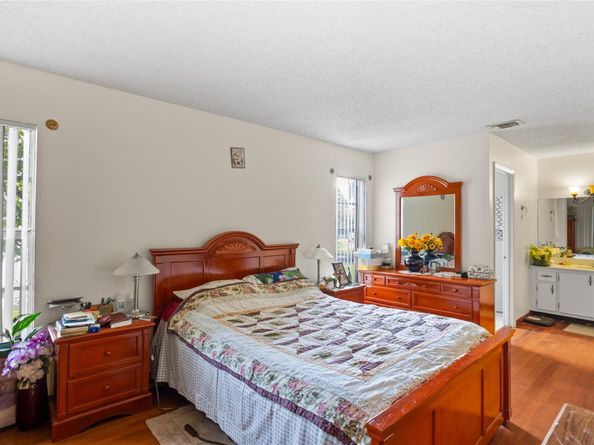 6301 Silver Moon Ln, Greenacres FL 33463
