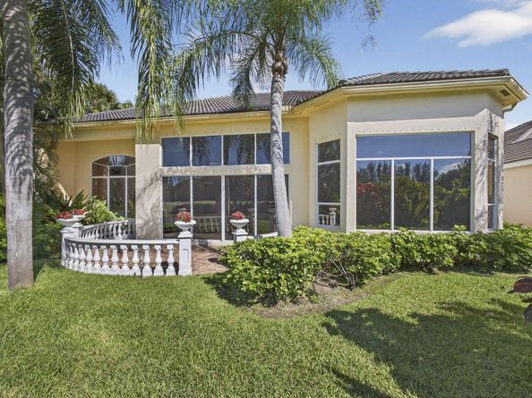 213 Coconut Key Drive, Palm Beach Gardens FL 33418