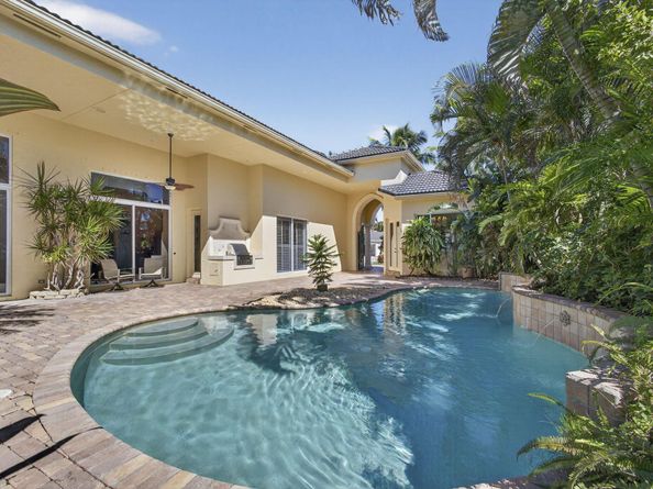 213 Coconut Key Drive, Palm Beach Gardens FL 33418