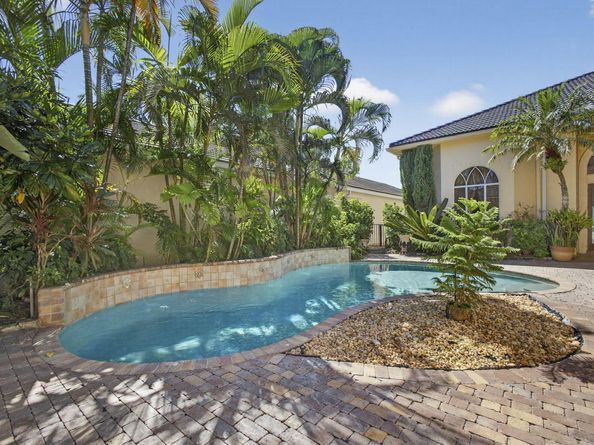 213 Coconut Key Drive, Palm Beach Gardens FL 33418
