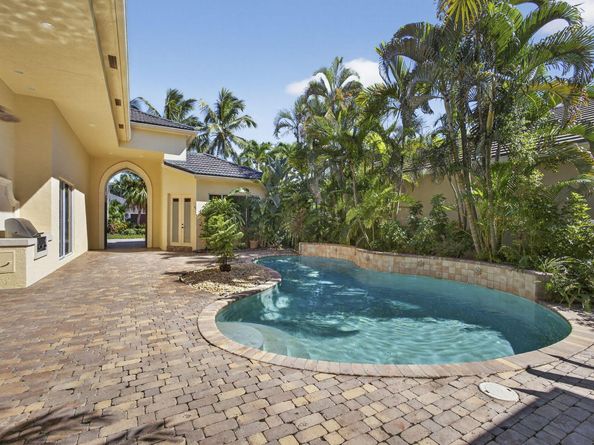 213 Coconut Key Drive, Palm Beach Gardens FL 33418
