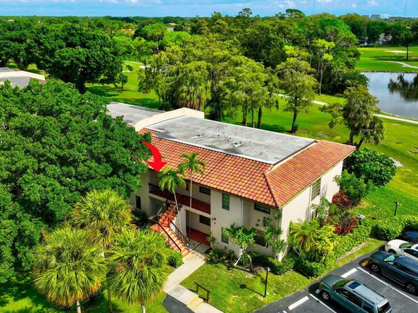 21578 Juego Circle 26d, Boca Raton FL 33433