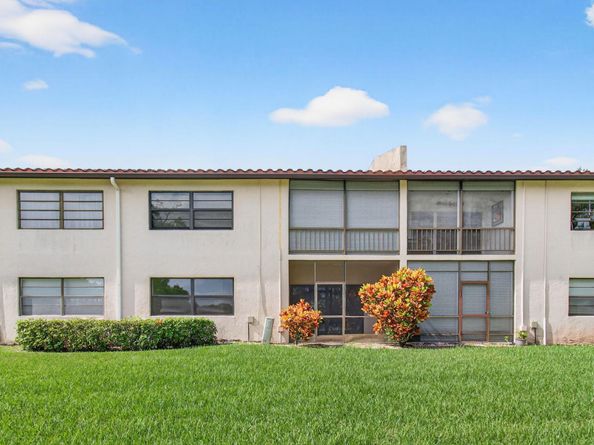 21578 Juego Circle 26d, Boca Raton FL 33433