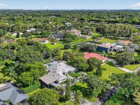 5928 NW 77th Ter, Parkland FL 33067
