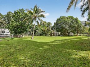 5928 NW 77th Ter, Parkland FL 33067