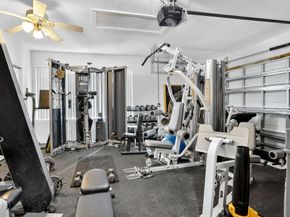 5928 NW 77th Ter, Parkland FL 33067