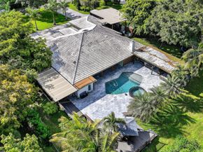 5928 NW 77th Ter, Parkland FL 33067