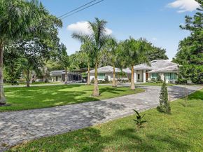 5928 NW 77th Ter, Parkland FL 33067