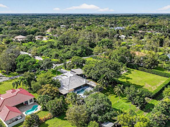 5928 NW 77th Ter, Parkland FL 33067