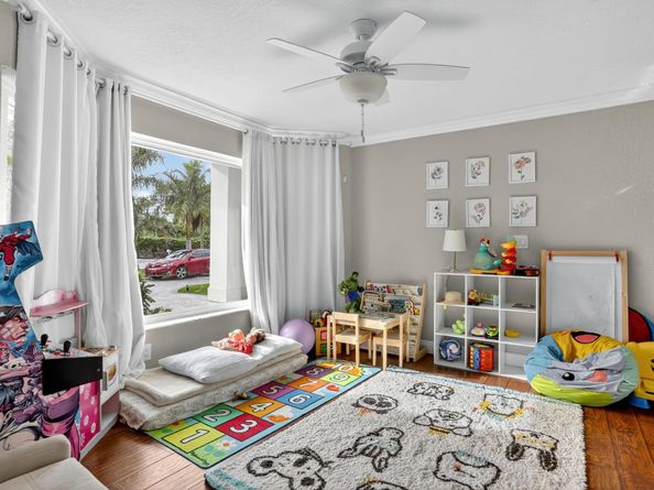 5928 NW 77th Ter, Parkland FL 33067