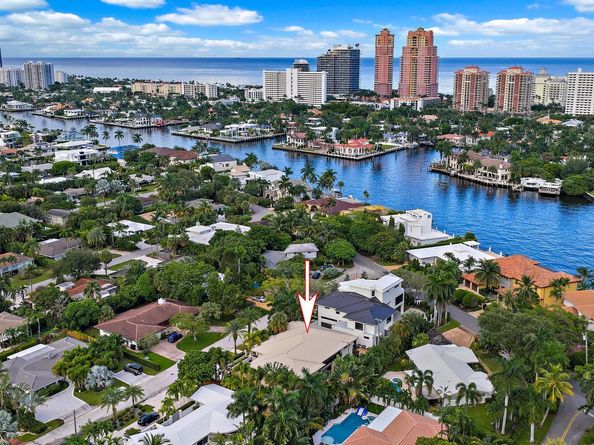 2832 NE 21st Court, Fort Lauderdale FL 33305
