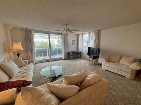 336 N Birch Rd 3E, Fort Lauderdale FL 33304