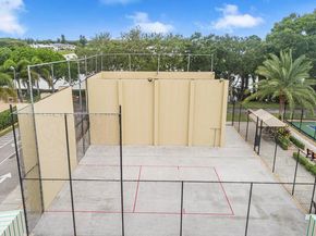98 Bedford D 98, West Palm Beach FL 33417