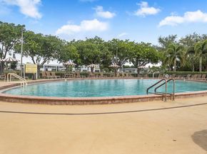 98 Bedford D 98, West Palm Beach FL 33417