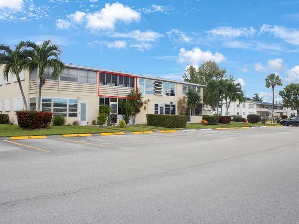 98 Bedford D 98, West Palm Beach FL 33417
