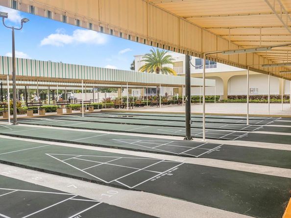 98 Bedford D 98, West Palm Beach FL 33417