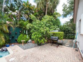 3508 Wildflower Dr, Coral Springs FL 33065