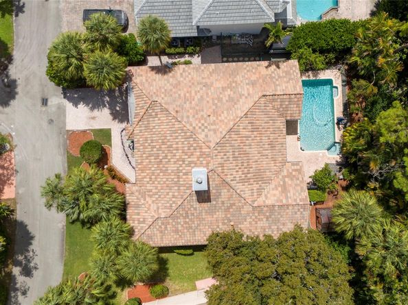 3508 Wildflower Dr, Coral Springs FL 33065