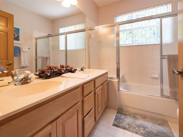 3508 Wildflower Dr, Coral Springs FL 33065