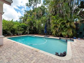 3508 Wildflower Dr, Coral Springs FL 33065