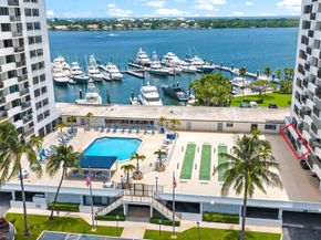 1200 Marine Way D2, North Palm Beach FL 33408