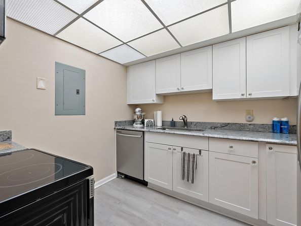 1200 Marine Way D2, North Palm Beach FL 33408