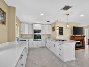 324 Orange Tree Drive 5, Atlantis FL 33462