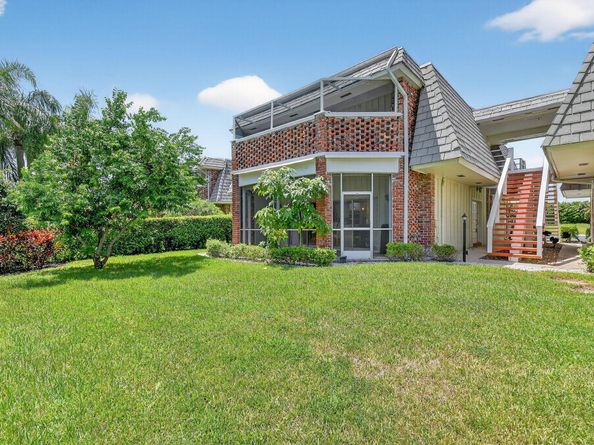 324 Orange Tree Drive 5, Atlantis FL 33462