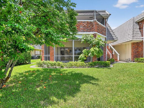 324 Orange Tree Drive 5, Atlantis FL 33462