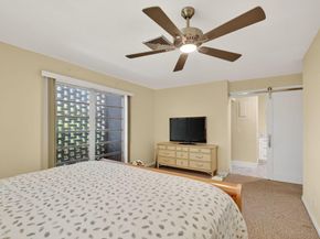 324 Orange Tree Drive 5, Atlantis FL 33462