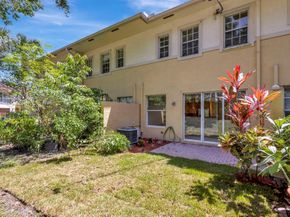 105 Bella Vita Dr 105, Royal Palm Beach FL 33411
