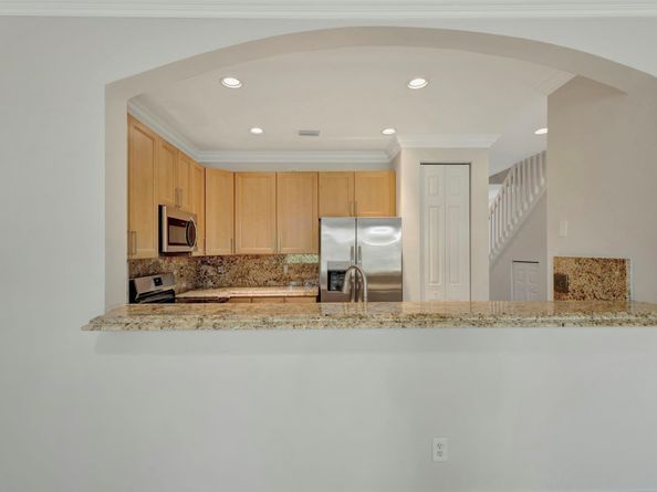 105 Bella Vita Dr 105, Royal Palm Beach FL 33411