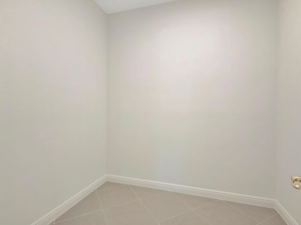 105 Bella Vita Dr 105, Royal Palm Beach FL 33411