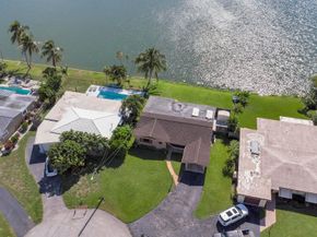 1774 NW 39th Pl, Oakland Park FL 33309